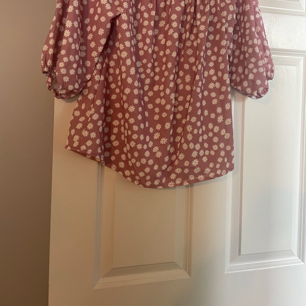 Amazon pink and white foff the shoulder top small